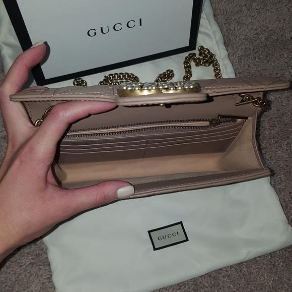 Gucci Marmont Mini Bag - Picture 5 of 9